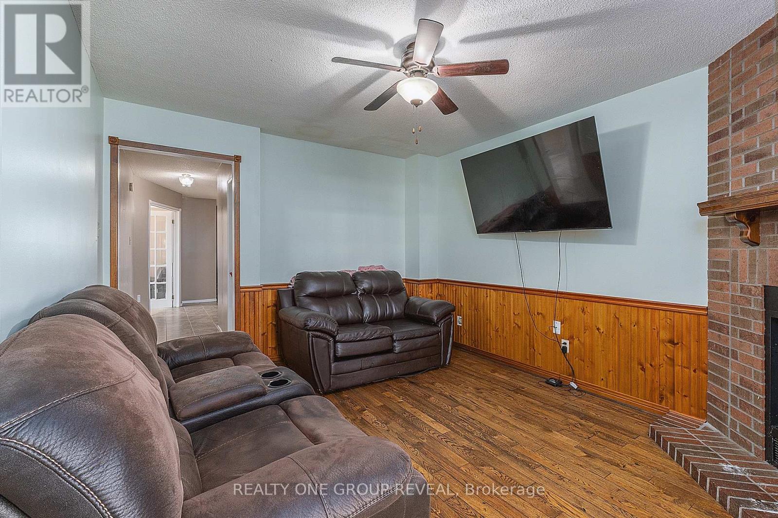 4 Stanford Crescent, Clarington (Newcastle), Ontario  L1B 1G1 - Photo 10 - E13639194