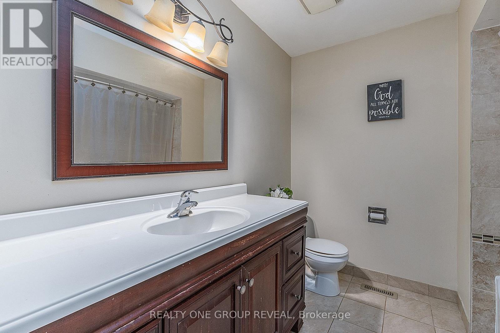 4 Stanford Crescent, Clarington (Newcastle), Ontario  L1B 1G1 - Photo 24 - E13639194