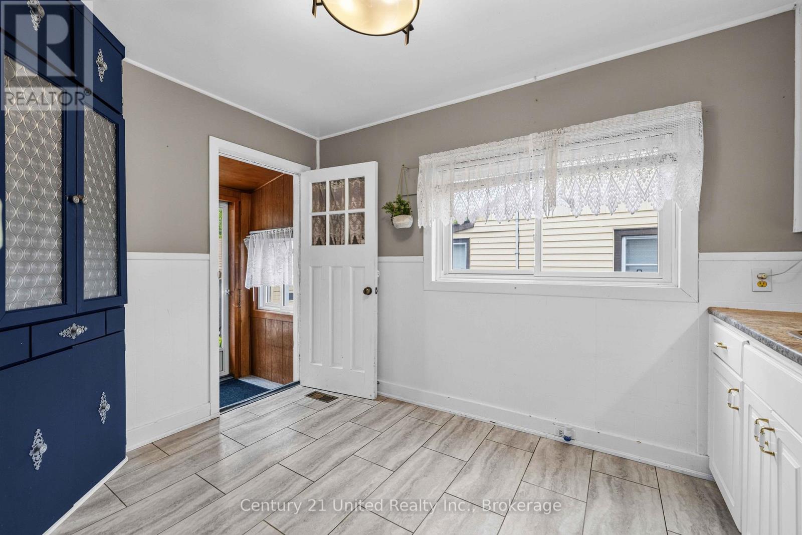 516 Glengarry Avenue, Peterborough (Northcrest Ward 5), Ontario  K9H 4Y4 - Photo 23 - X13639624