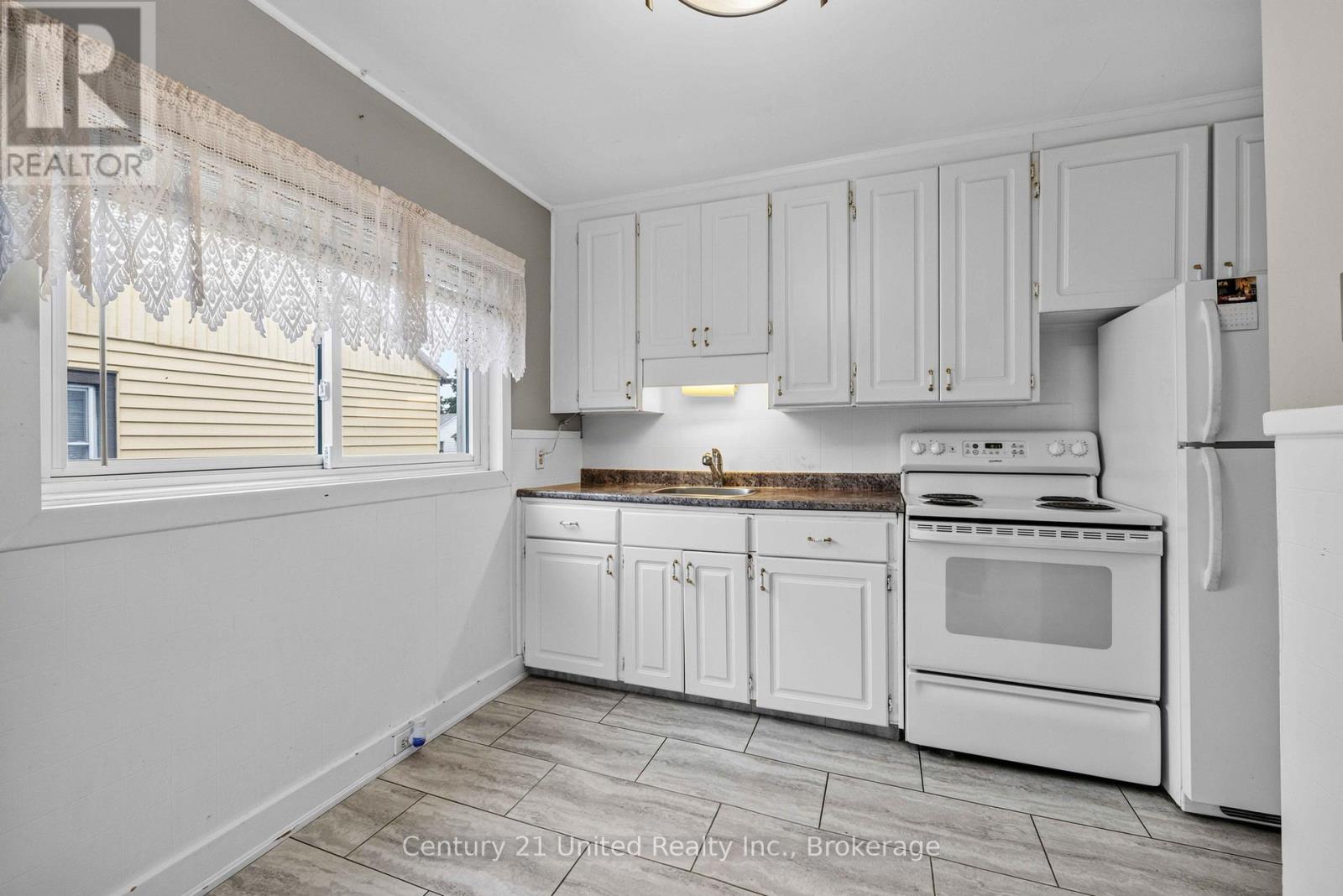 516 Glengarry Avenue, Peterborough (Northcrest Ward 5), Ontario  K9H 4Y4 - Photo 27 - X13639624