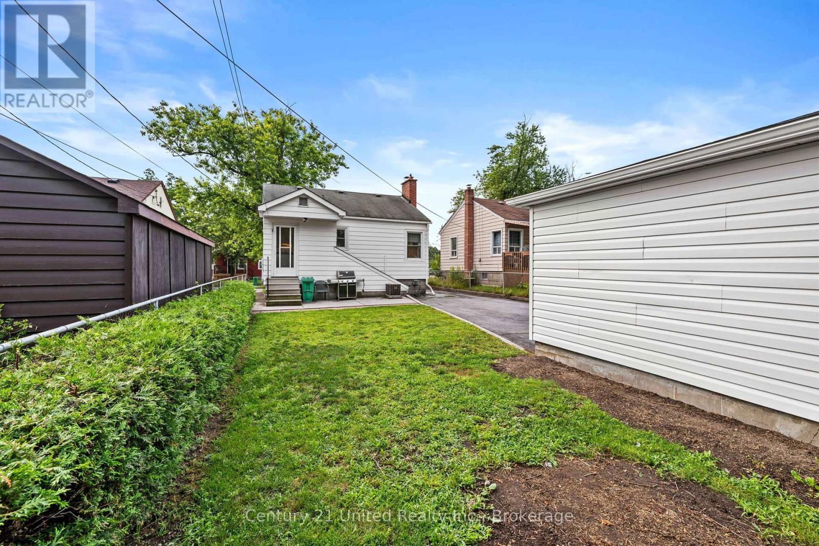 516 Glengarry Avenue, Peterborough (Northcrest Ward 5), Ontario  K9H 4Y4 - Photo 8 - X13639624