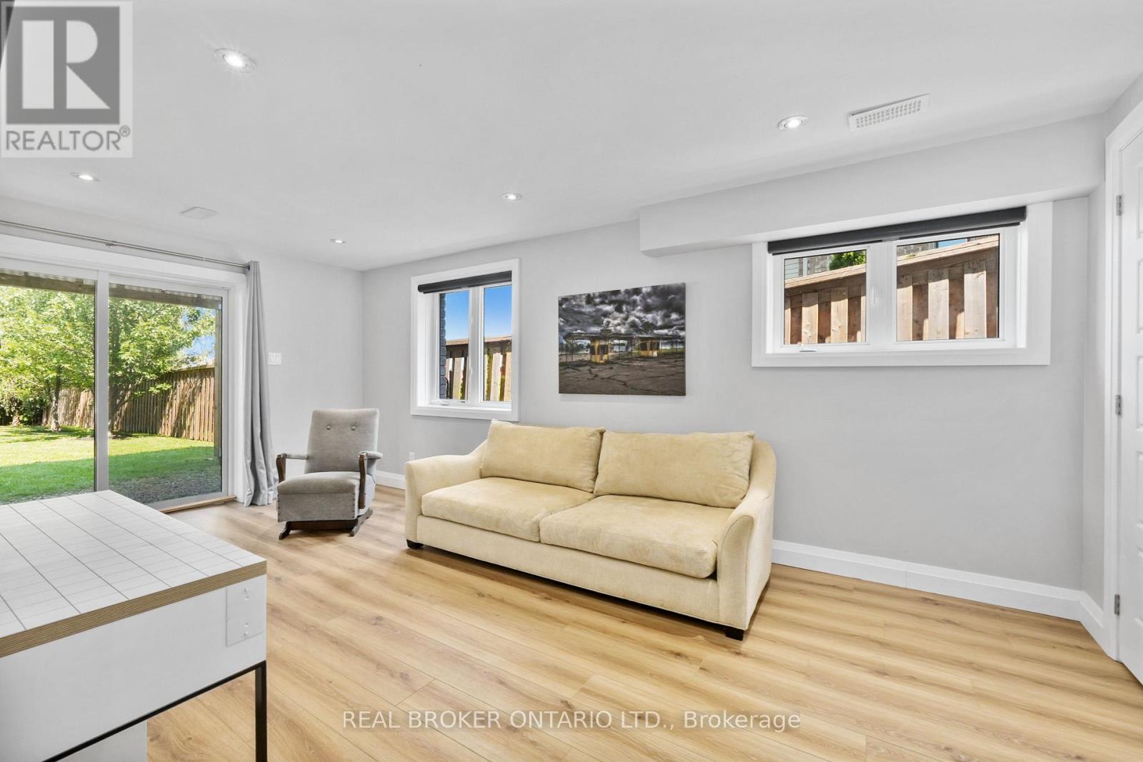 334 Blacksmith Way, Peterborough (Northcrest Ward 5), Ontario  K9L 0B4 - Photo 28 - X13640122