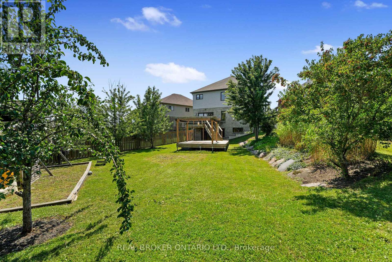 334 Blacksmith Way, Peterborough (Northcrest Ward 5), Ontario  K9L 0B4 - Photo 36 - X13640122