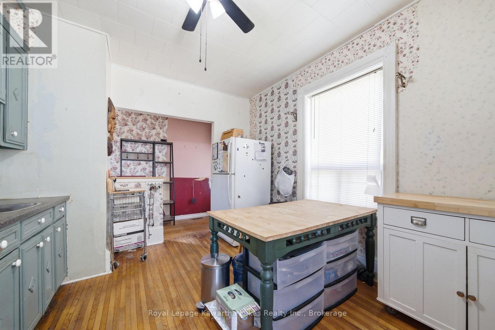 51 Melbourne Street W, Kawartha Lakes (Lindsay), Ontario  K9V 2S9 - Photo 14 - X13640596