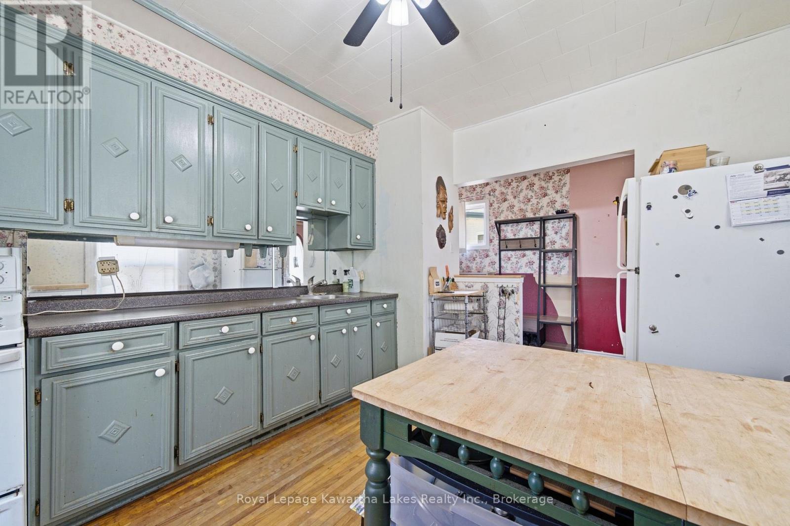 51 Melbourne Street W, Kawartha Lakes (Lindsay), Ontario  K9V 2S9 - Photo 15 - X13640596