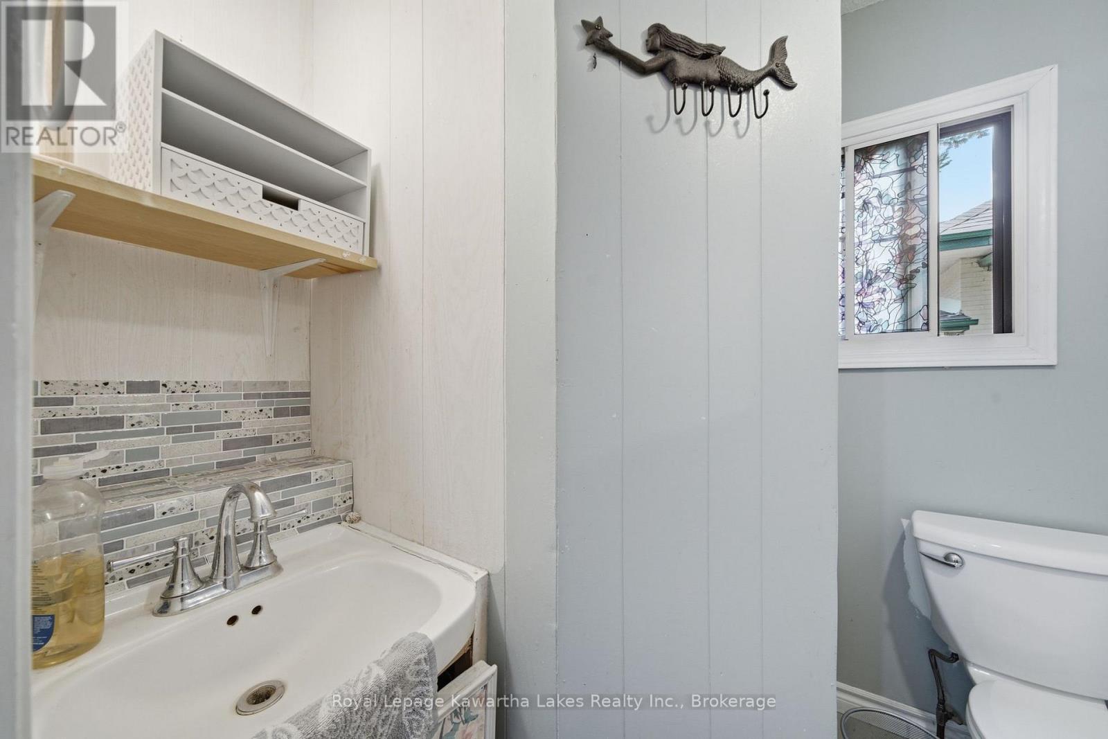 51 Melbourne Street W, Kawartha Lakes (Lindsay), Ontario  K9V 2S9 - Photo 21 - X13640596