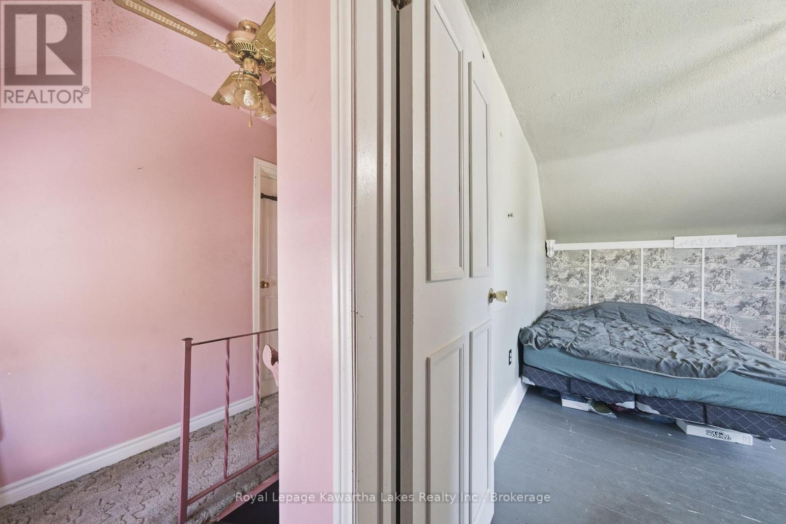 51 Melbourne Street W, Kawartha Lakes (Lindsay), Ontario  K9V 2S9 - Photo 22 - X13640596