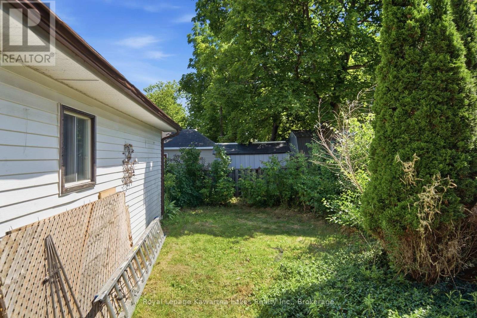 51 Melbourne Street W, Kawartha Lakes (Lindsay), Ontario  K9V 2S9 - Photo 35 - X13640596