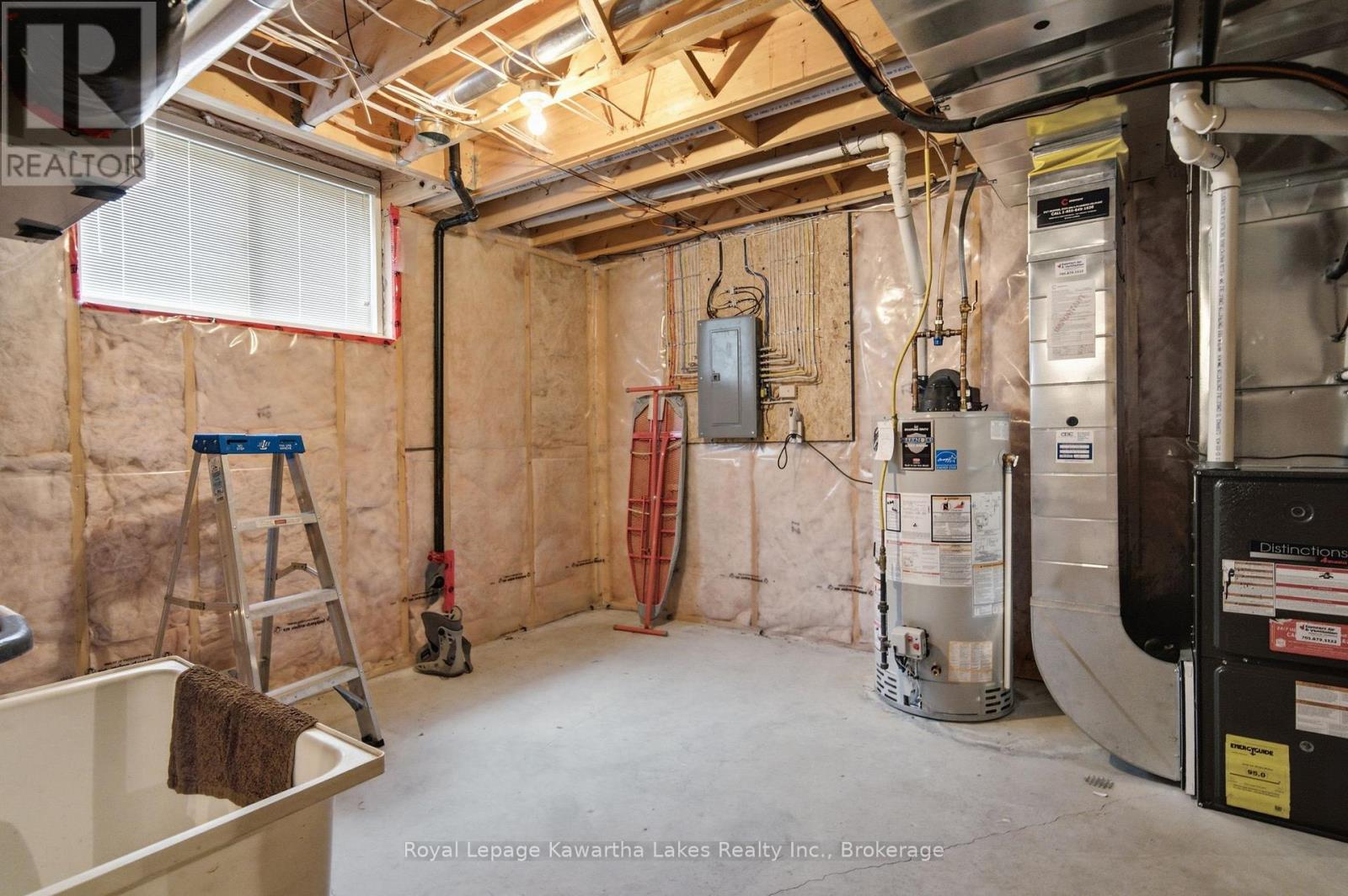 32 Gee Crescent, Kawartha Lakes (Lindsay), Ontario  K9V 6G4 - Photo 29 - X13640682