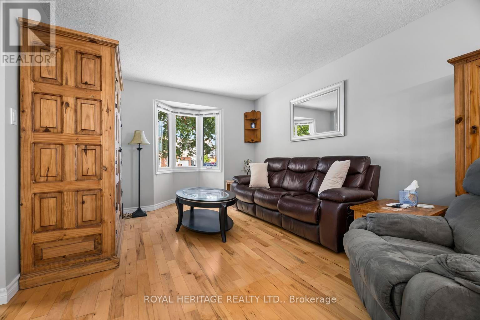 535 Cardinal Drive, Peterborough (Ashburnham Ward 4), Ontario  K9L 1X8 - Photo 4 - X13640900