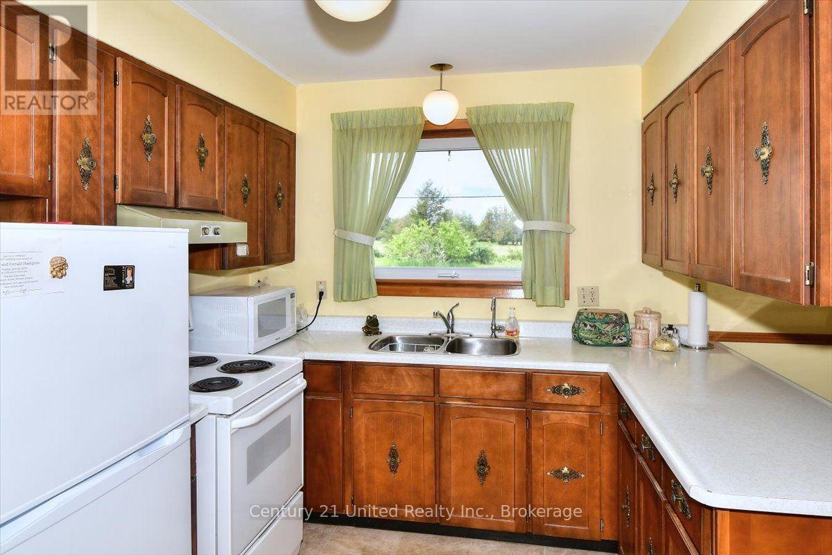 1541 County Road 4, Douro-Dummer, Ontario  K0L 3A0 - Photo 12 - X13640950