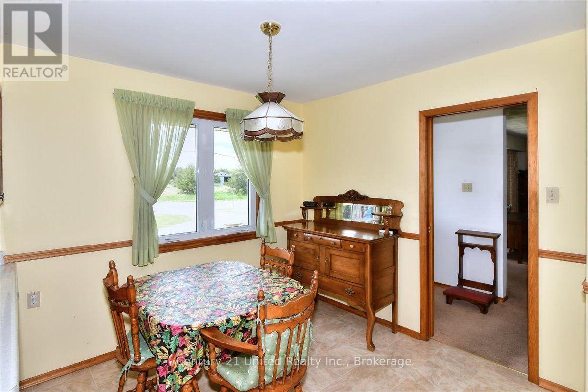 1541 County Road 4, Douro-Dummer, Ontario  K0L 3A0 - Photo 13 - X13640950