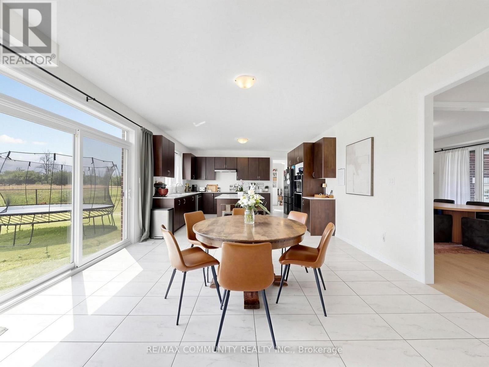 98 Golden Meadows Drive, Otonabee-South Monaghan, Ontario  K9J 0K8 - Photo 12 - X13641176