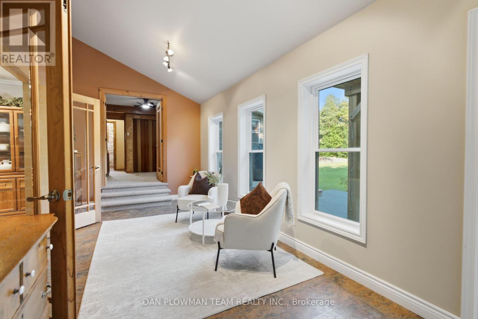 9 Valley Road, Cavan Monaghan (Cavan-Monaghan), Ontario  L0A 1G0 - Photo 16 - X13641568