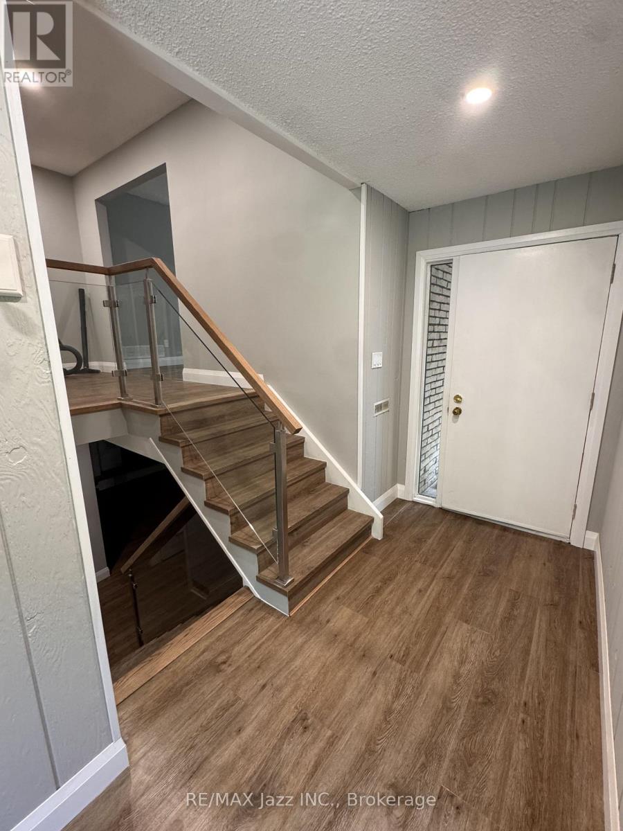 3025 Lockhart Road, Clarington, Ontario  L1B 1L9 - Photo 12 - E13642142