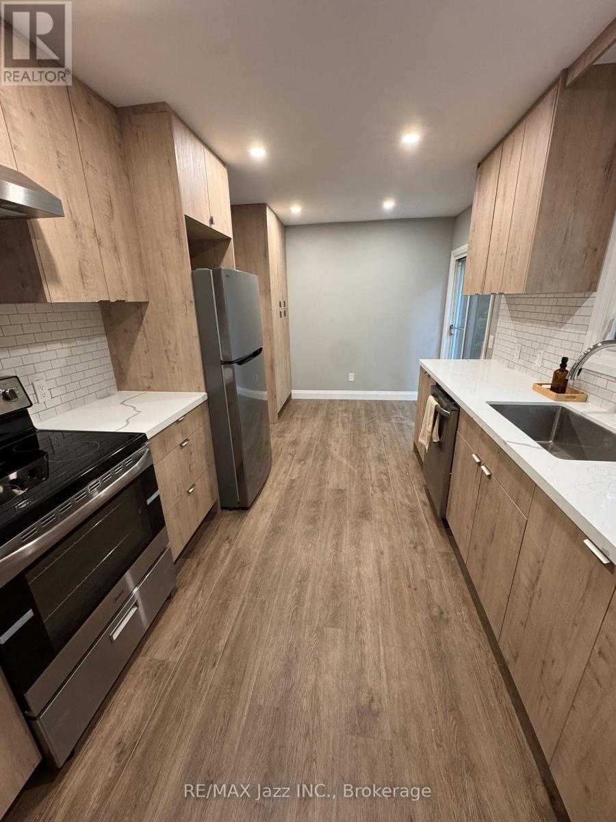 3025 Lockhart Road, Clarington, Ontario  L1B 1L9 - Photo 3 - E13642142