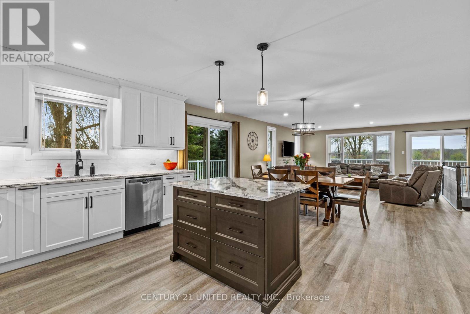 385 Kents Bay Road, Otonabee-South Monaghan, Ontario  K9J 6X8 - Photo 3 - X13643682