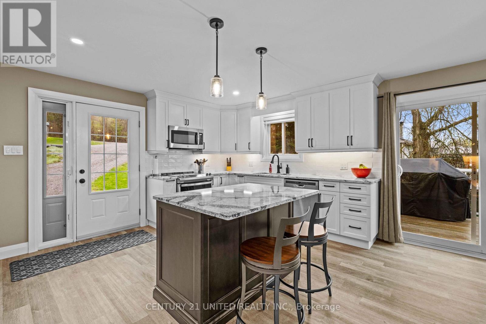 385 Kents Bay Road, Otonabee-South Monaghan, Ontario  K9J 6X8 - Photo 6 - X13643682