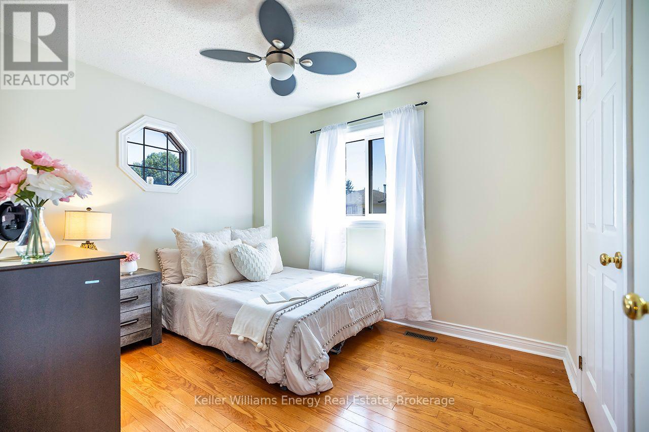 329 Challenger Court, Clarington (Newcastle), Ontario  L1B 1K4 - Photo 31 - E13643870