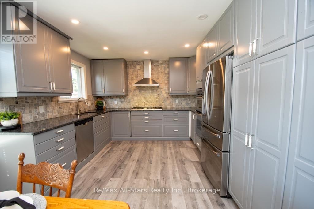 4 Daniel Court, Kawartha Lakes (Lindsay), Ontario  K9V 4Z9 - Photo 10 - X13643930