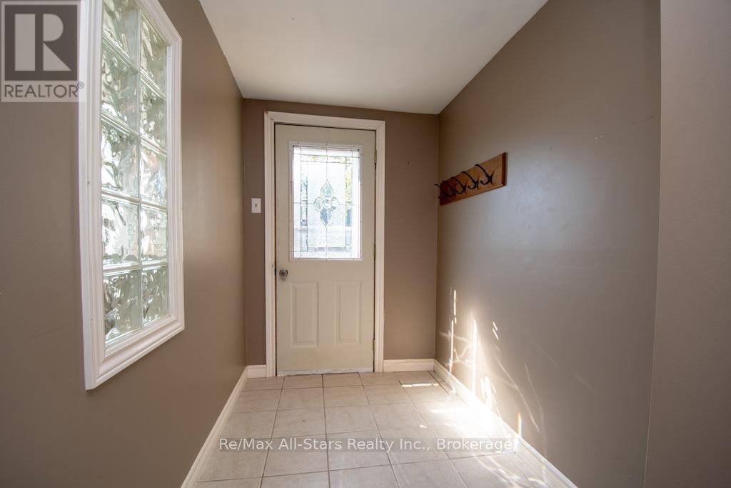 4 Daniel Court, Kawartha Lakes (Lindsay), Ontario  K9V 4Z9 - Photo 29 - X13643930