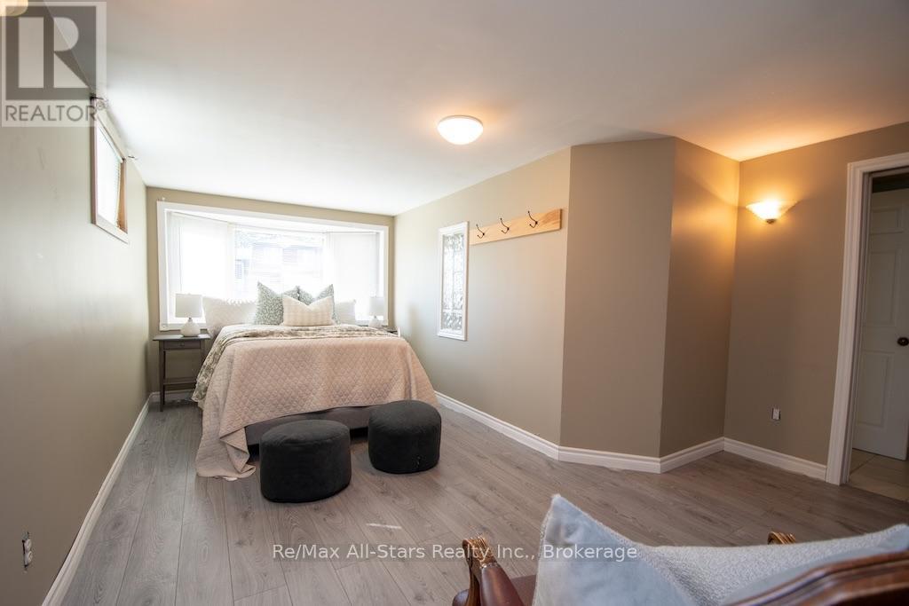 4 Daniel Court, Kawartha Lakes (Lindsay), Ontario  K9V 4Z9 - Photo 32 - X13643930