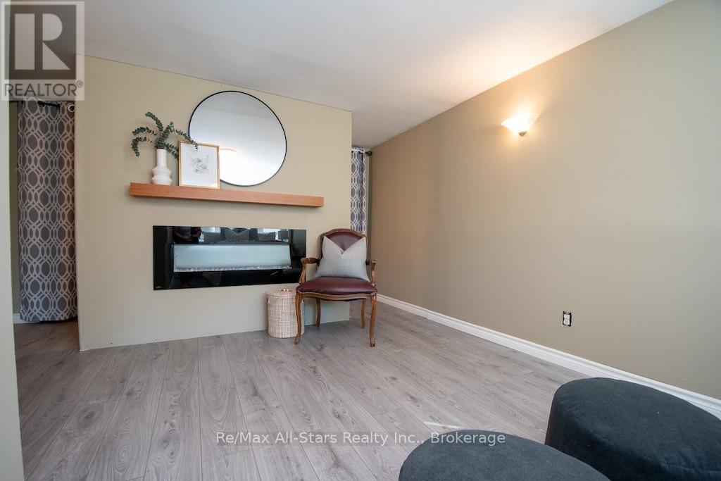 4 Daniel Court, Kawartha Lakes (Lindsay), Ontario  K9V 4Z9 - Photo 34 - X13643930