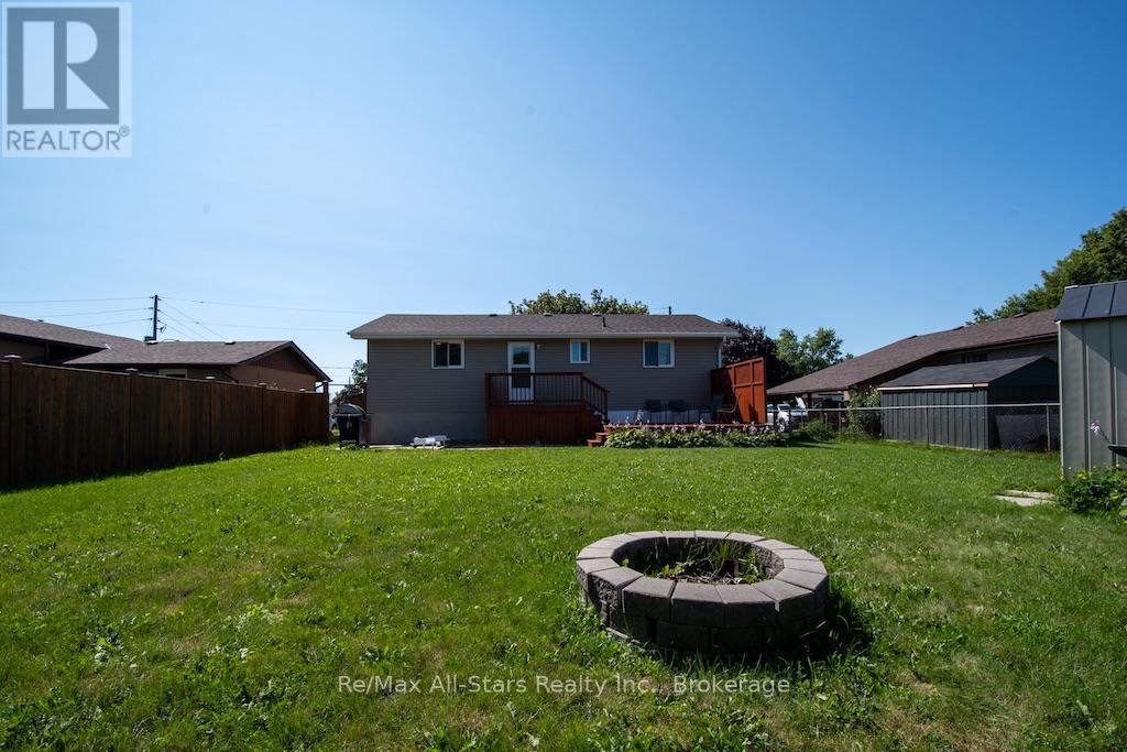 4 Daniel Court, Kawartha Lakes (Lindsay), Ontario  K9V 4Z9 - Photo 44 - X13643930