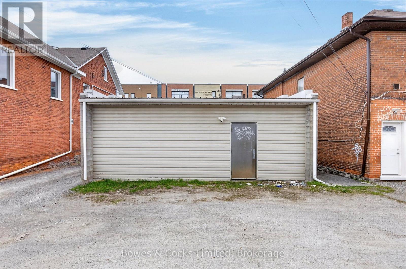 269 Charlotte Street, Peterborough (Town Ward 3), Ontario  K9J 2V3 - Photo 21 - X13643970