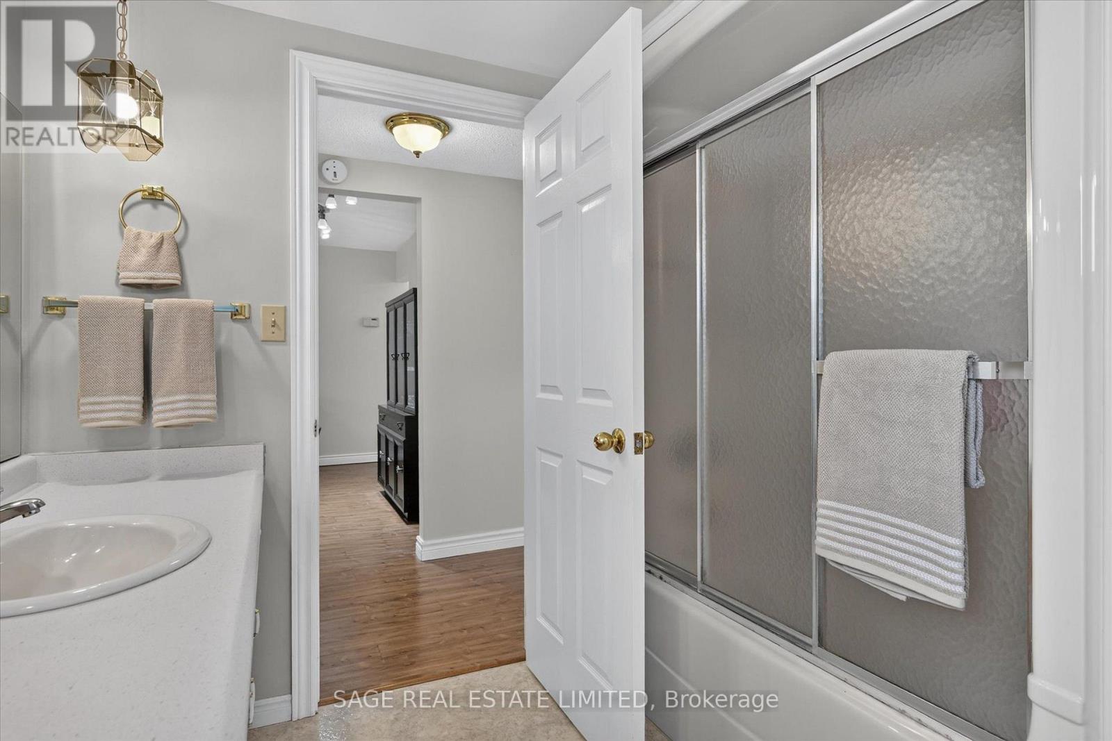 39 Riverside Drive, Kawartha Lakes (Ops), Ontario  K9V 0H6 - Photo 27 - X13643712
