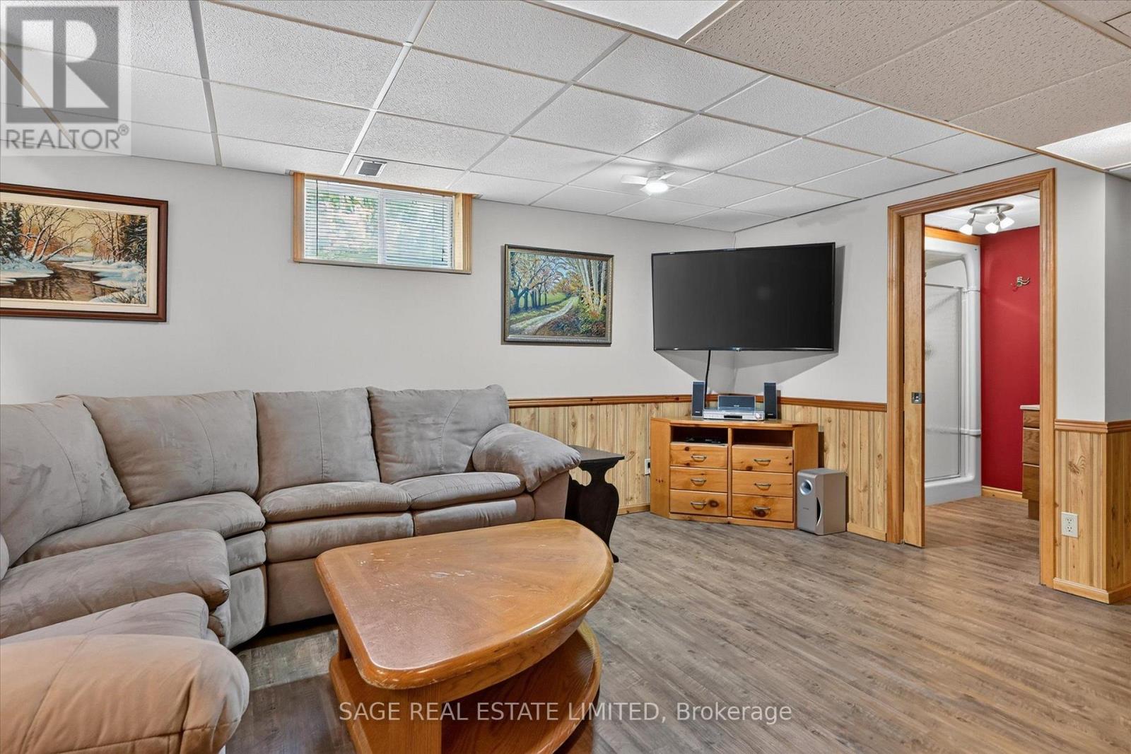 39 Riverside Drive, Kawartha Lakes (Ops), Ontario  K9V 0H6 - Photo 33 - X13643712