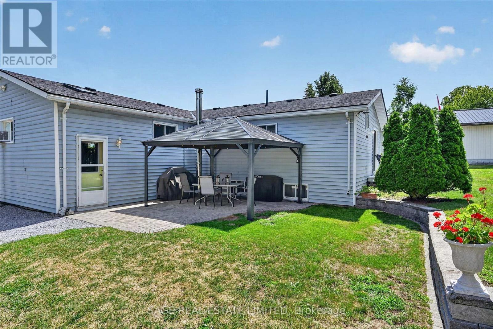 39 Riverside Drive, Kawartha Lakes (Ops), Ontario  K9V 0H6 - Photo 40 - X13643712