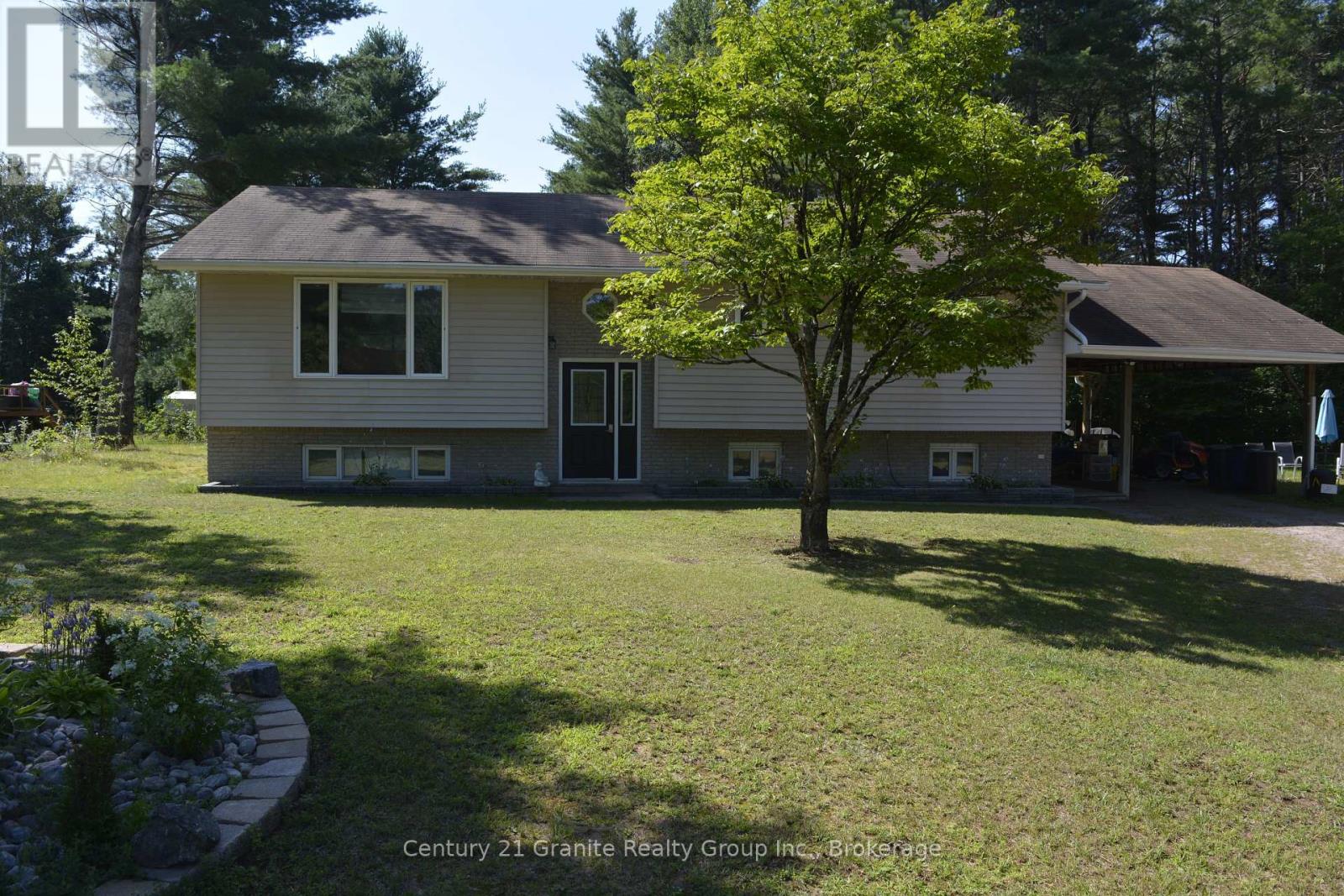 107 SOUTH BAPTISTE LAKE ROAD, hastings highlands (herschel ward), Ontario
