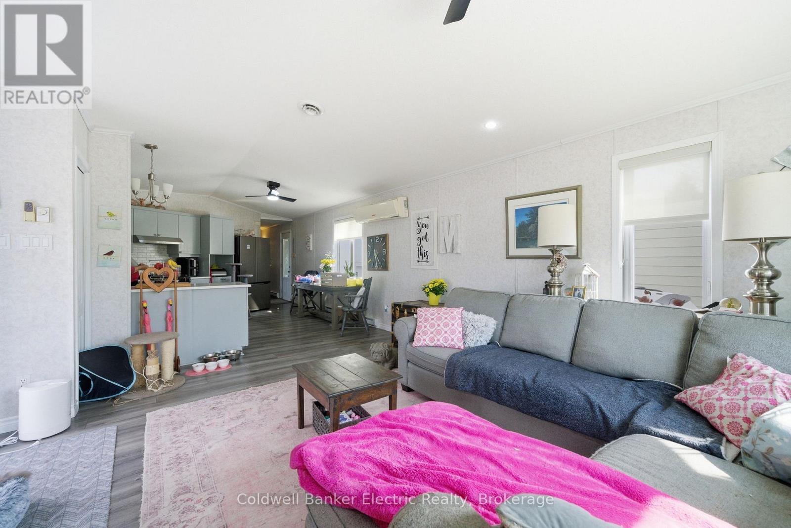 7 Homewood Avenue, Kawartha Lakes (Fenelon), Ontario  K9V 0H5 - Photo 8 - X13645900