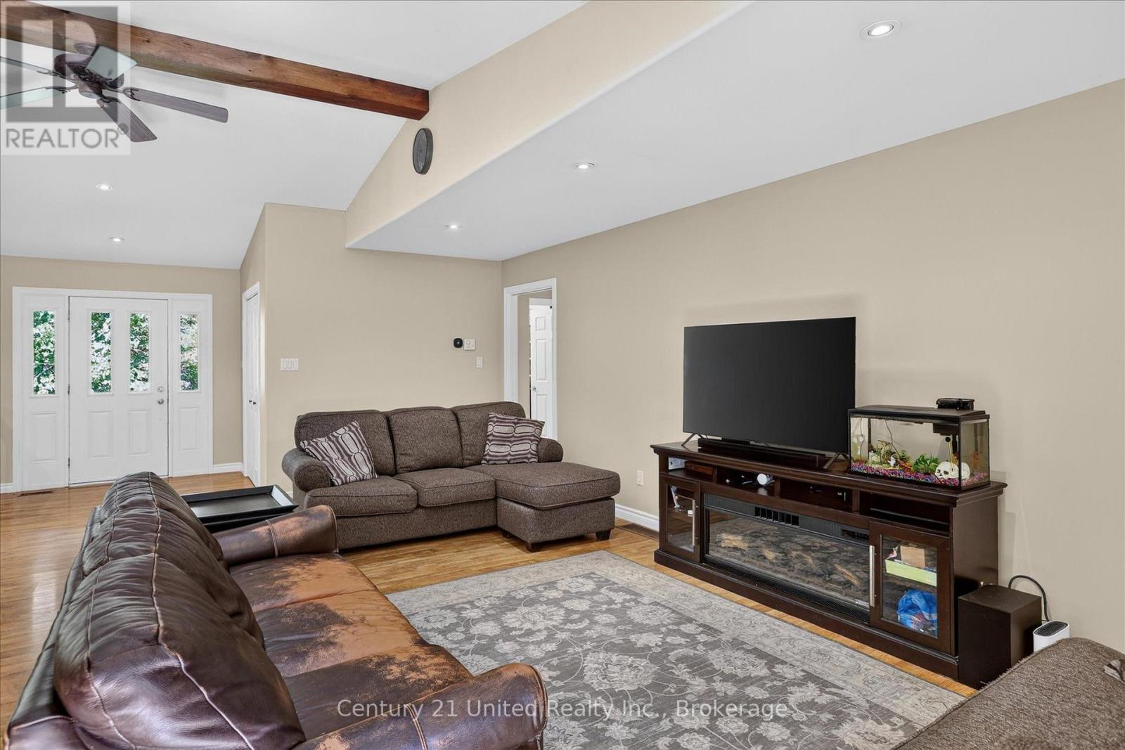 923 Rock Road, Douro-Dummer, Ontario  K0L 3A0 - Photo 11 - X13646506