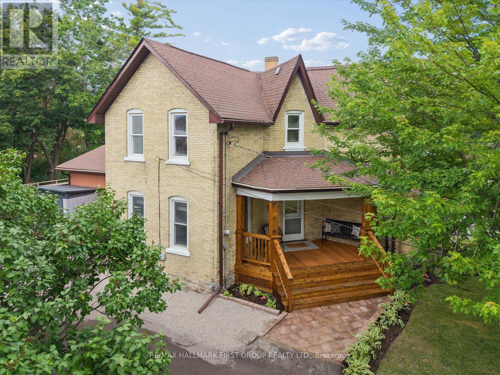 33 Adelaide Street N, Kawartha Lakes (Lindsay), Ontario  K9V 4K8 - Photo 2 - X13646554