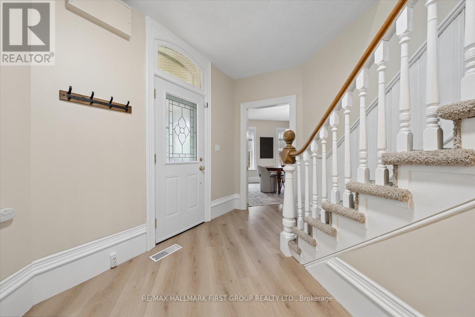 33 Adelaide Street N, Kawartha Lakes (Lindsay), Ontario  K9V 4K8 - Photo 5 - X13646554