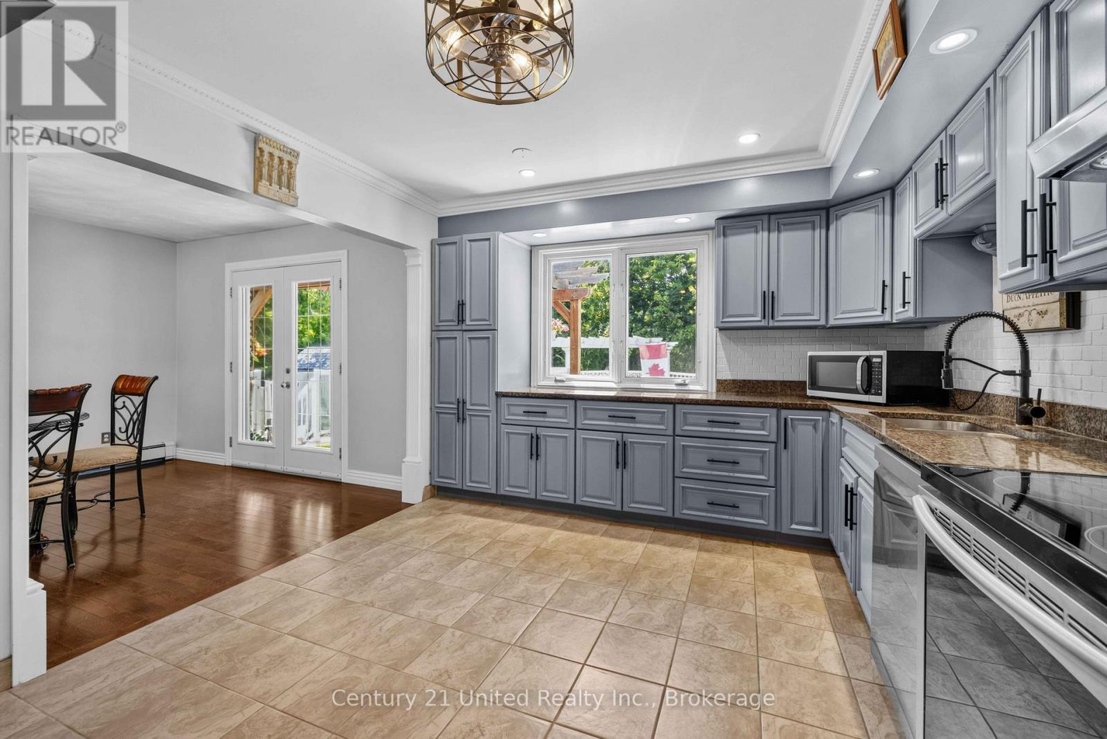 214 Hillview Drive, Peterborough (Northcrest Ward 5), Ontario  K9K 2N2 - Photo 10 - X13646694