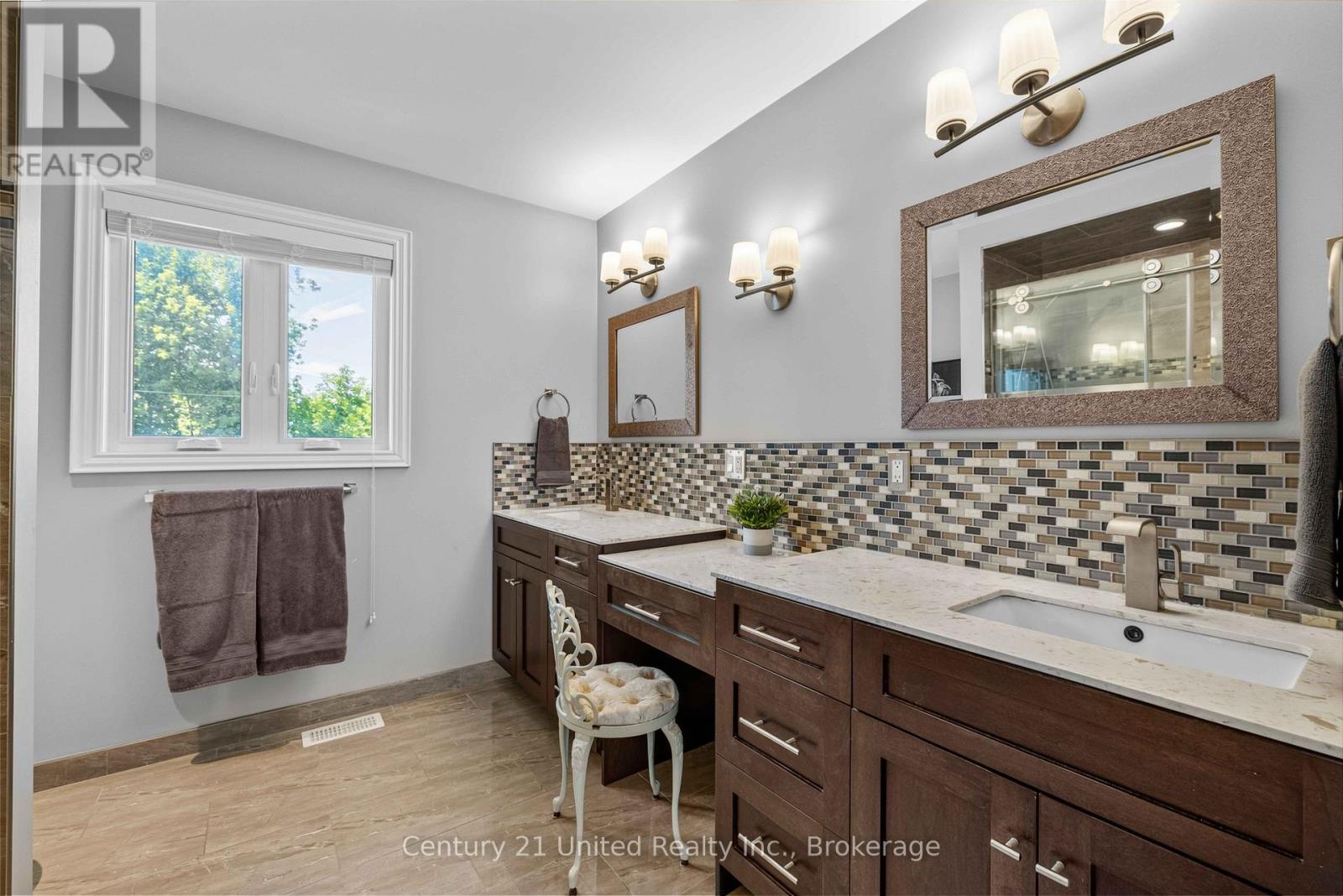 214 Hillview Drive, Peterborough (Northcrest Ward 5), Ontario  K9K 2N2 - Photo 21 - X13646694