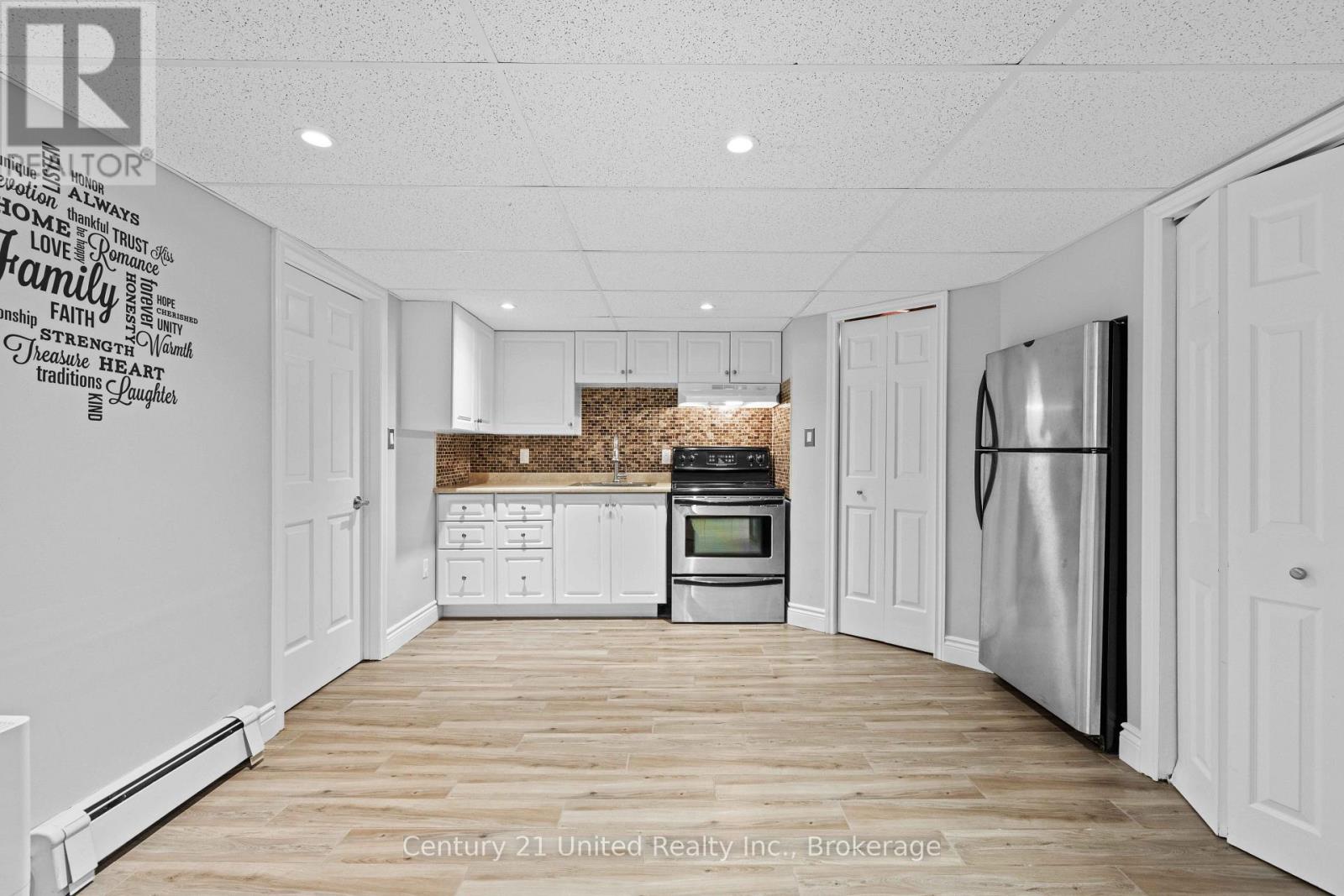 214 Hillview Drive, Peterborough (Northcrest Ward 5), Ontario  K9K 2N2 - Photo 32 - X13646694