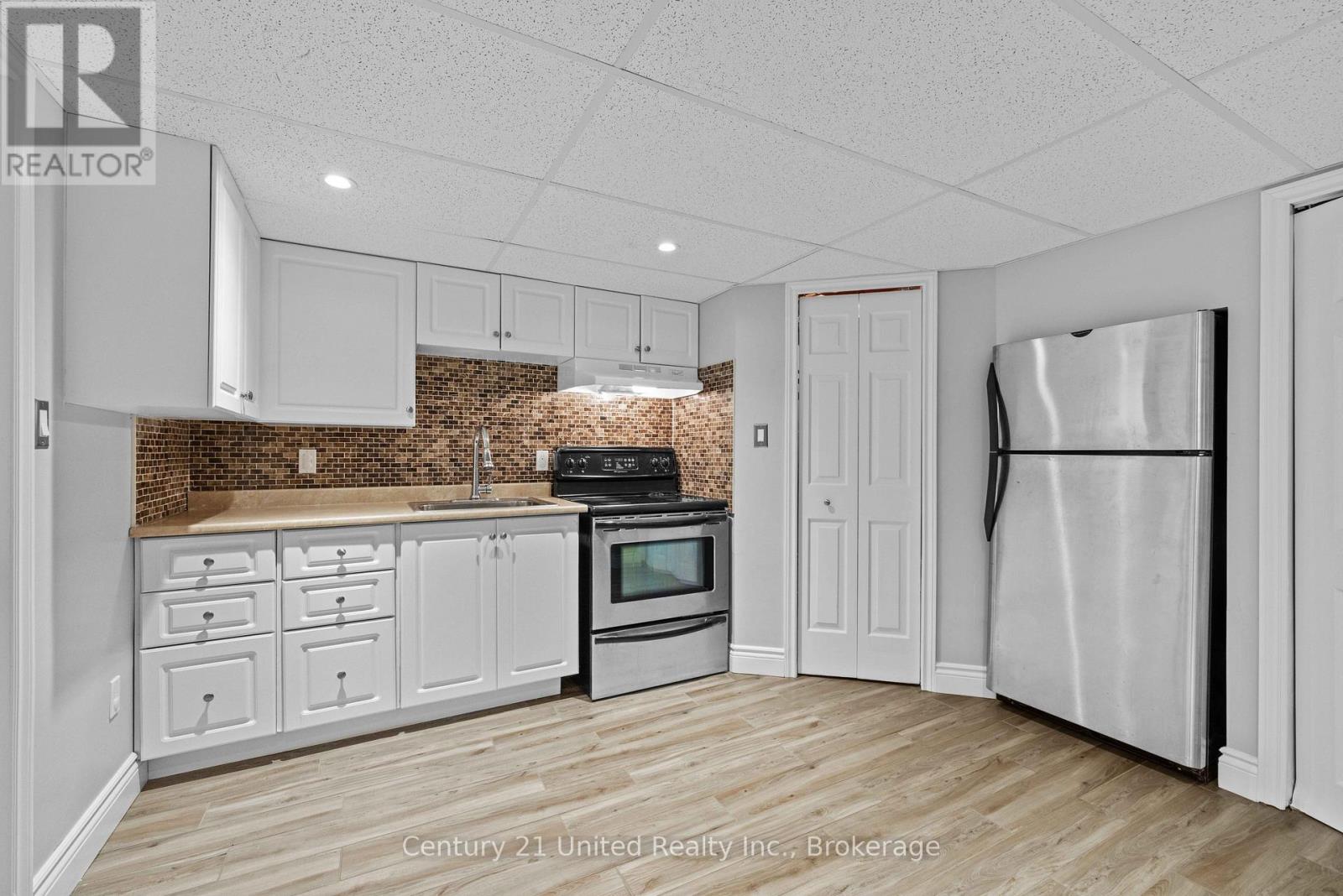 214 Hillview Drive, Peterborough (Northcrest Ward 5), Ontario  K9K 2N2 - Photo 33 - X13646694