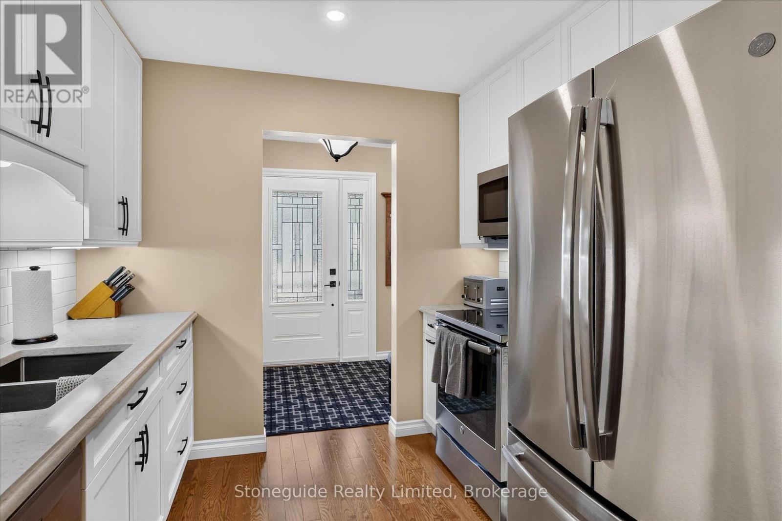 814 Milford Drive, Peterborough (Otonabee Ward 1), Ontario  K9J 8J5 - Photo 15 - X13646864