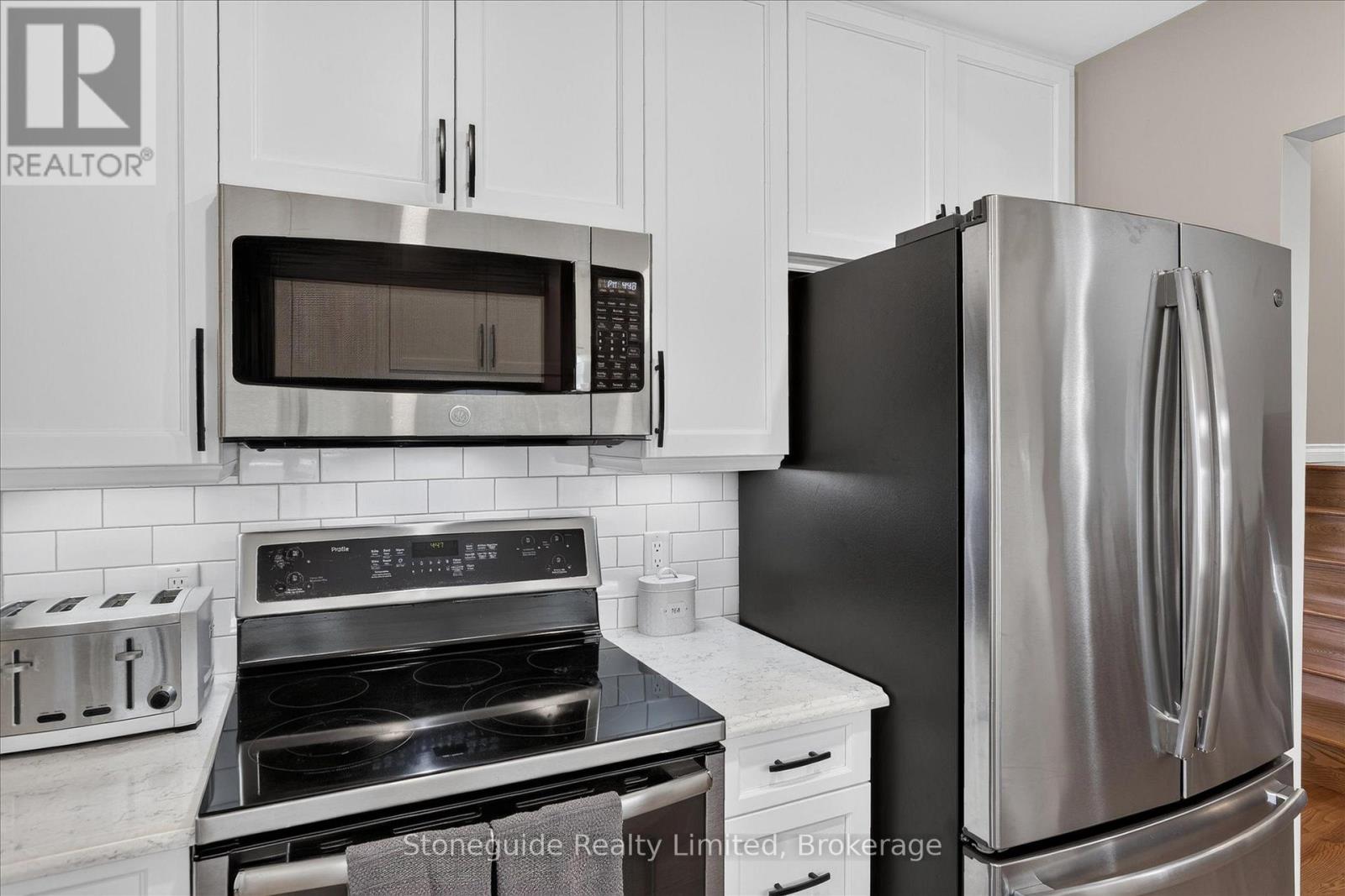 814 Milford Drive, Peterborough (Otonabee Ward 1), Ontario  K9J 8J5 - Photo 19 - X13646864