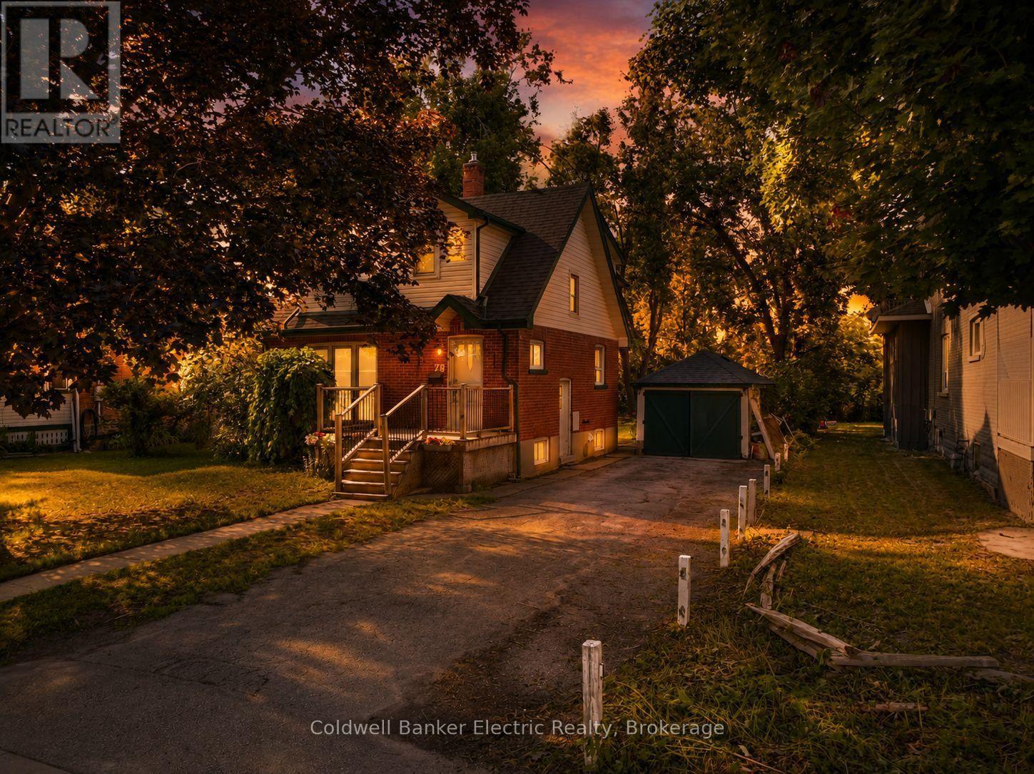 78 MELBOURNE STREET W, kawartha lakes (lindsay), Ontario