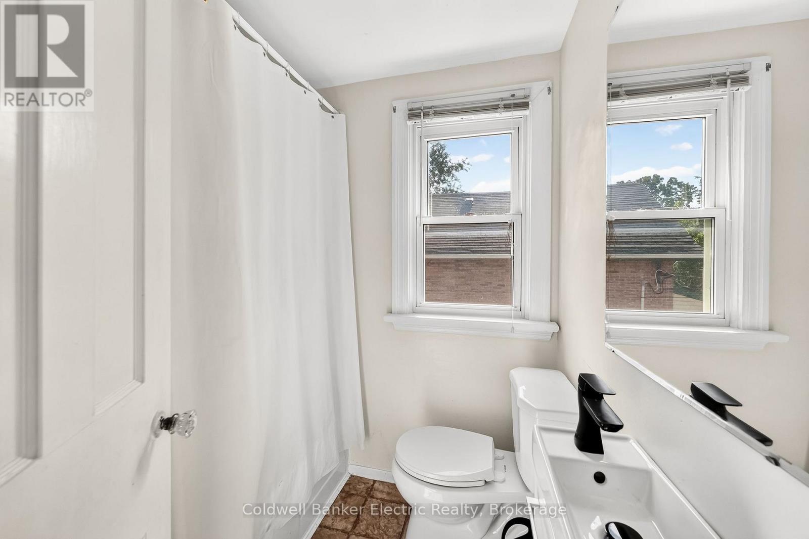 78 Melbourne Street W, Kawartha Lakes (Lindsay), Ontario  K9V 2T3 - Photo 25 - X13647146