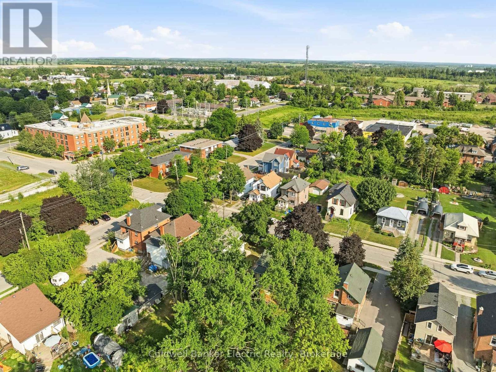 78 Melbourne Street W, Kawartha Lakes (Lindsay), Ontario  K9V 2T3 - Photo 4 - X13647146