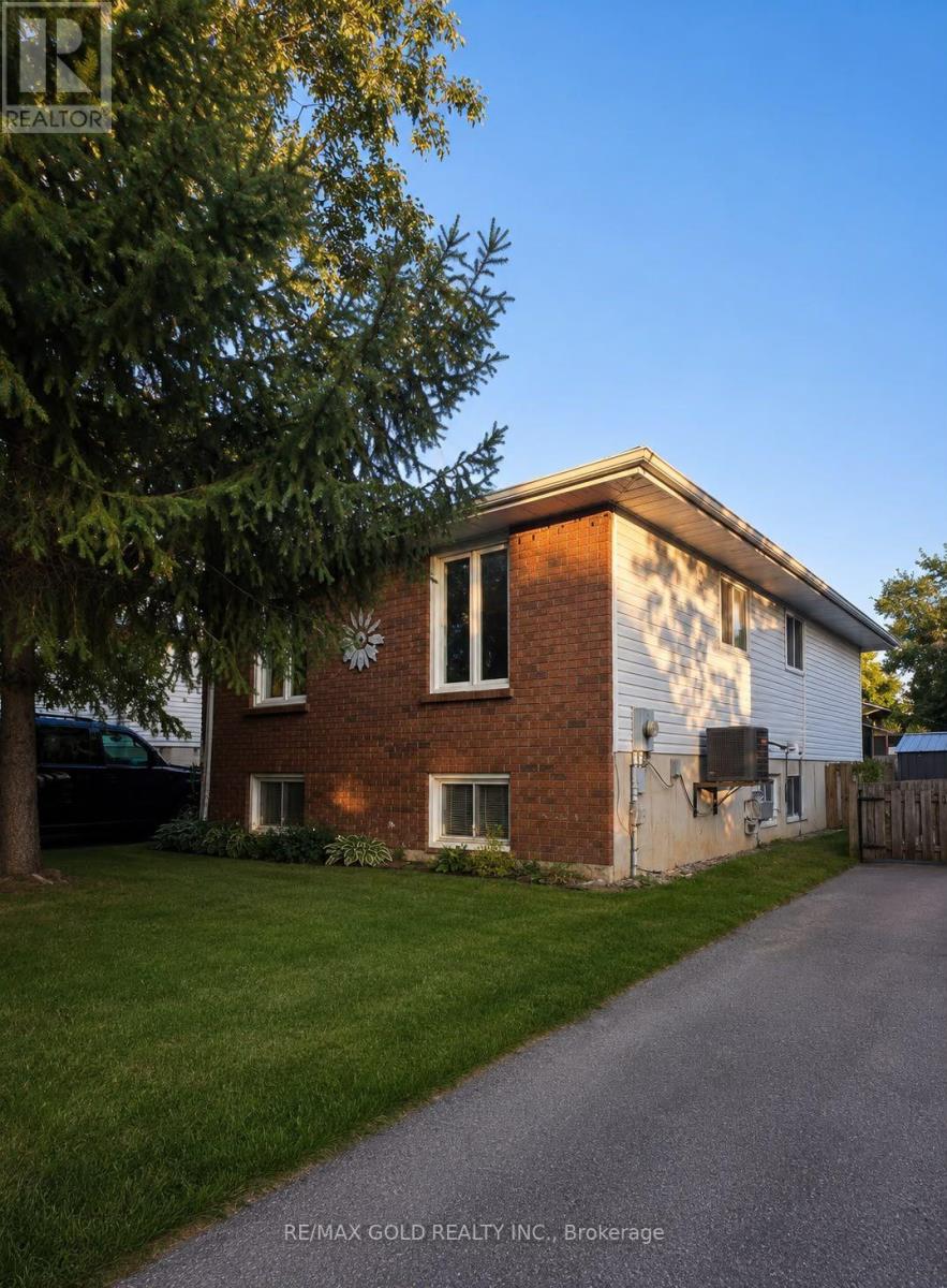 617 TRAILVIEW DRIVE, peterborough (ashburnham ward 4), Ontario