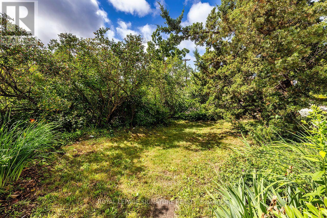 Unit 2 - 688 Aylmer Street, Peterborough (Northcrest Ward 5), Ontario  K9H 3X6 - Photo 25 - X13648902