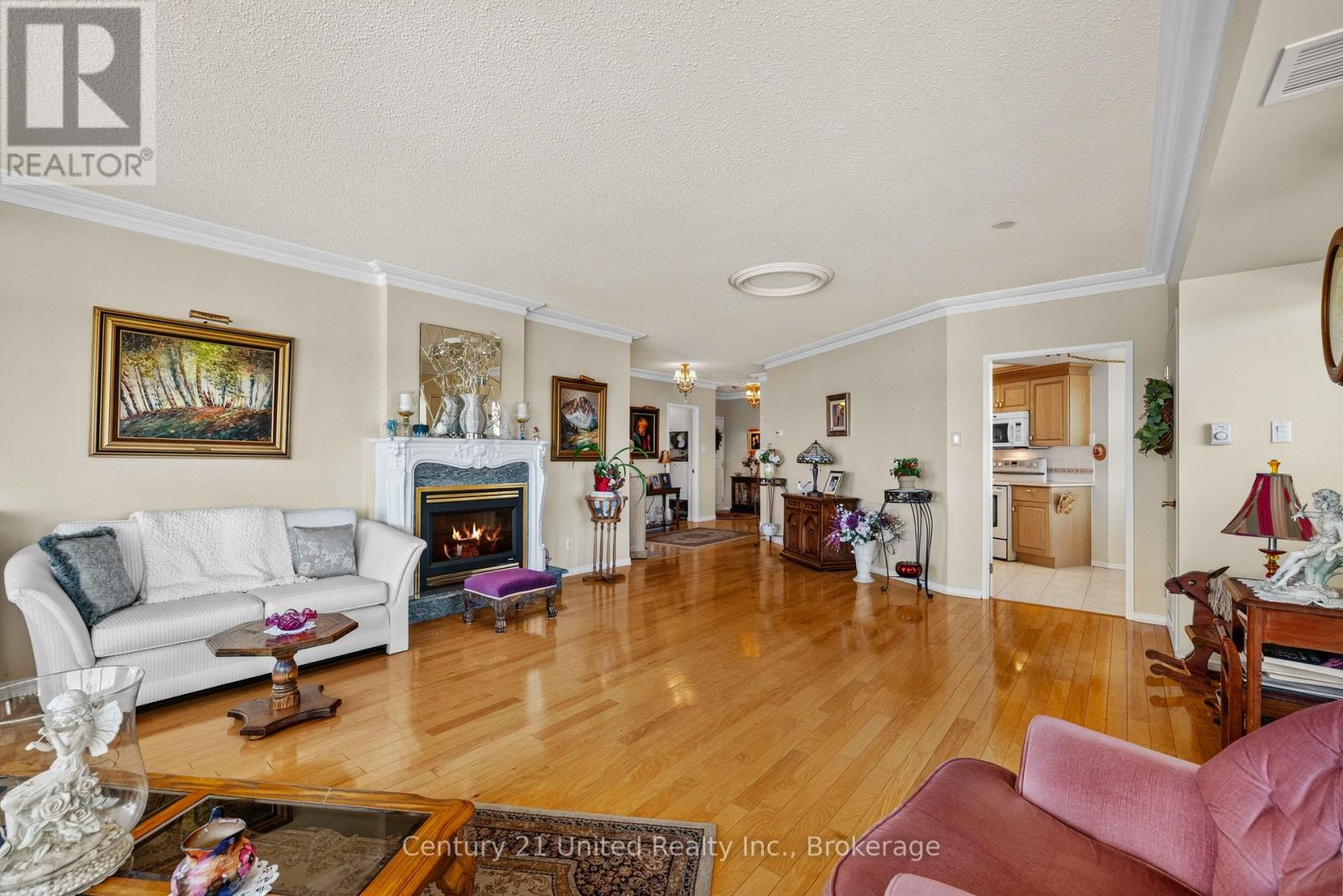 304 - 2 George Street N, Peterborough (Town Ward 3), Ontario  K9J 8K8 - Photo 6 - X13650396