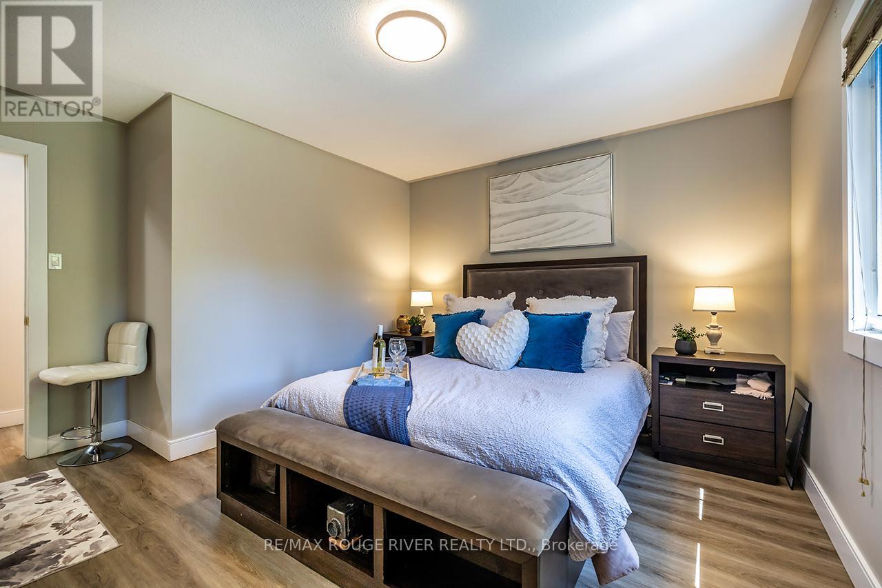 640 Pinewood Drive, Peterborough (Otonabee Ward 1), Ontario  K9K 1L2 - Photo 19 - X13654422